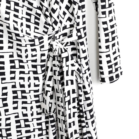 Anne Klein stretch side tie shift geometric print - Picture 4 of 9